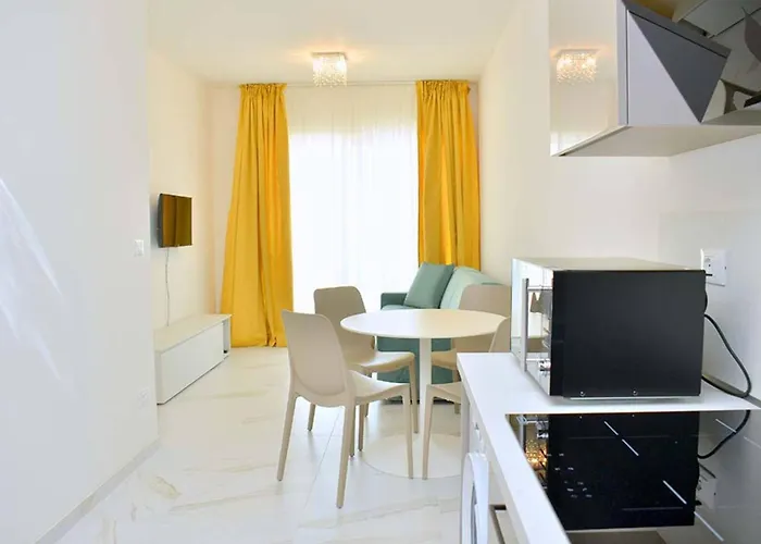 Sea Oasis - With Terrace And Enchanting View 比比翁