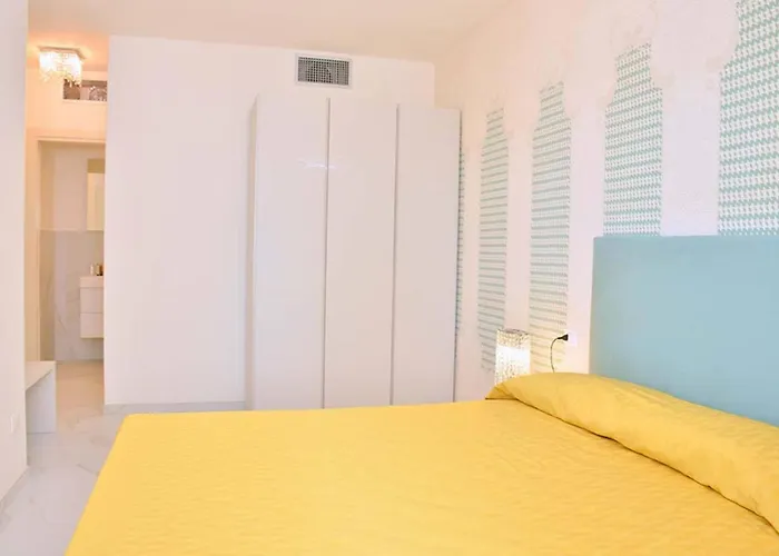 Sea Oasis - With Terrace And Enchanting View 公寓 *