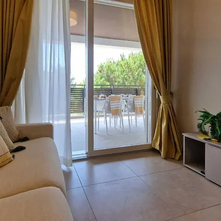 Sea Oasis - Apartment With Terrace And Sea View Διαμέρισμα Μπιμπιόνε